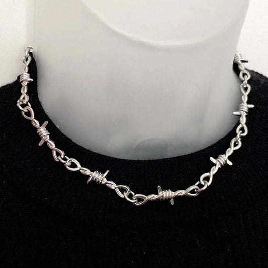 Wire thorns necklace